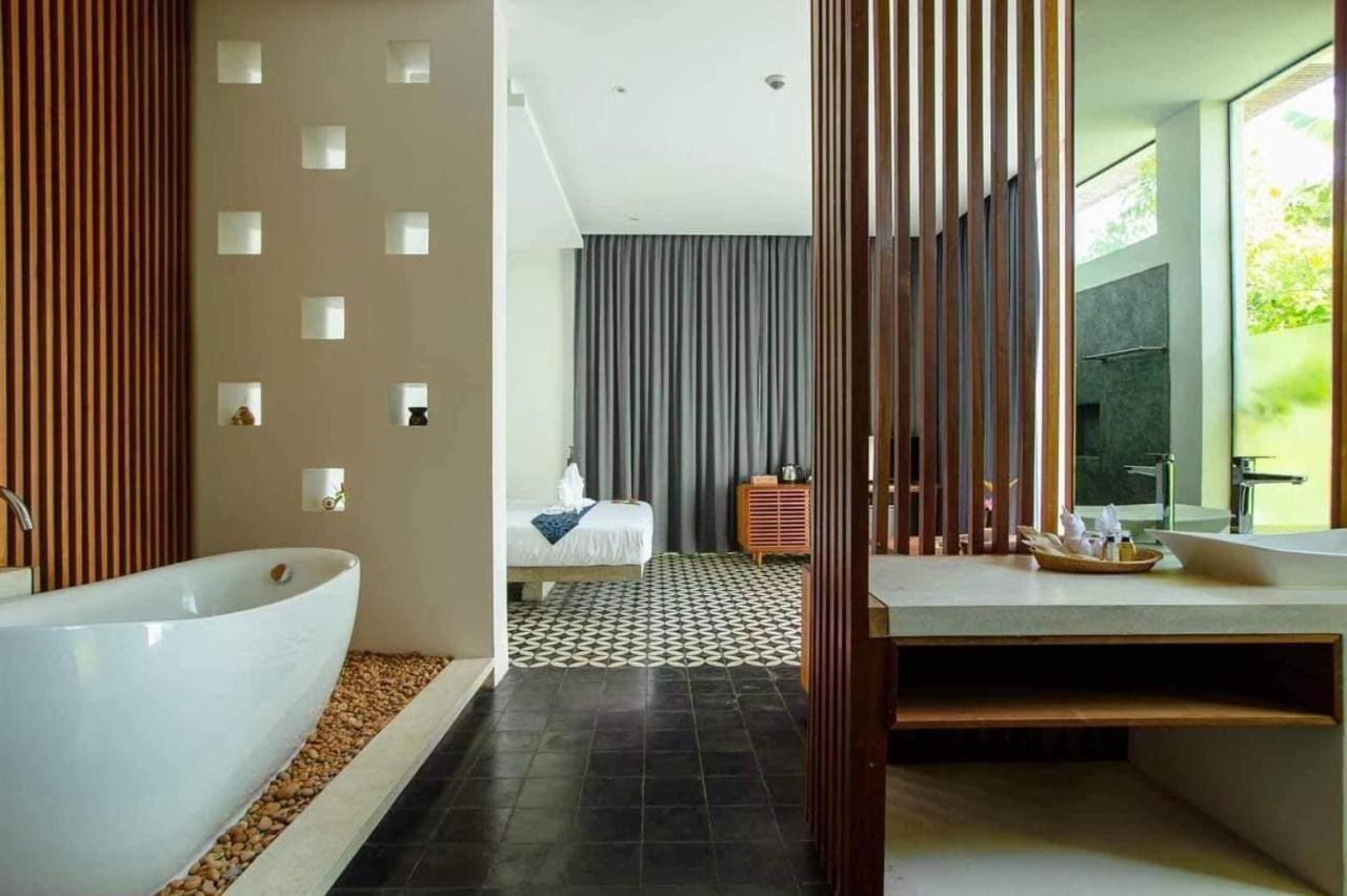 Tushita Villa, Pool & Gardens 시엠리아프 외부 사진